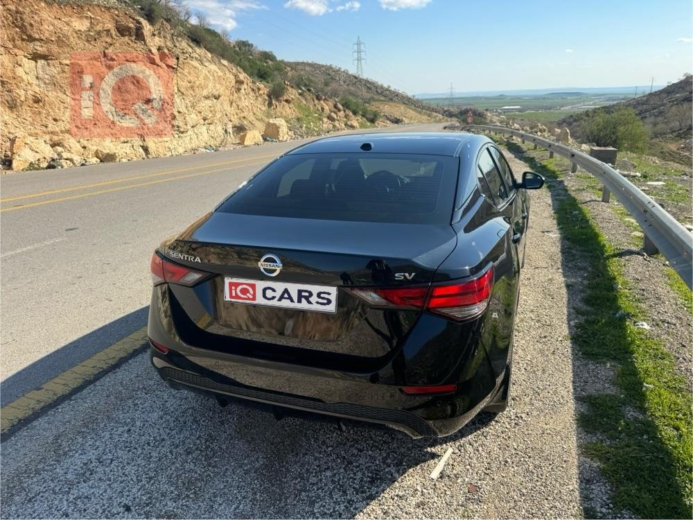 نيسان سنترا